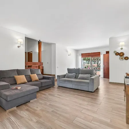 Casa Da Aldeia By Algarve Holidays * Albufeira